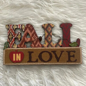 FALL in Love table sign 🍎